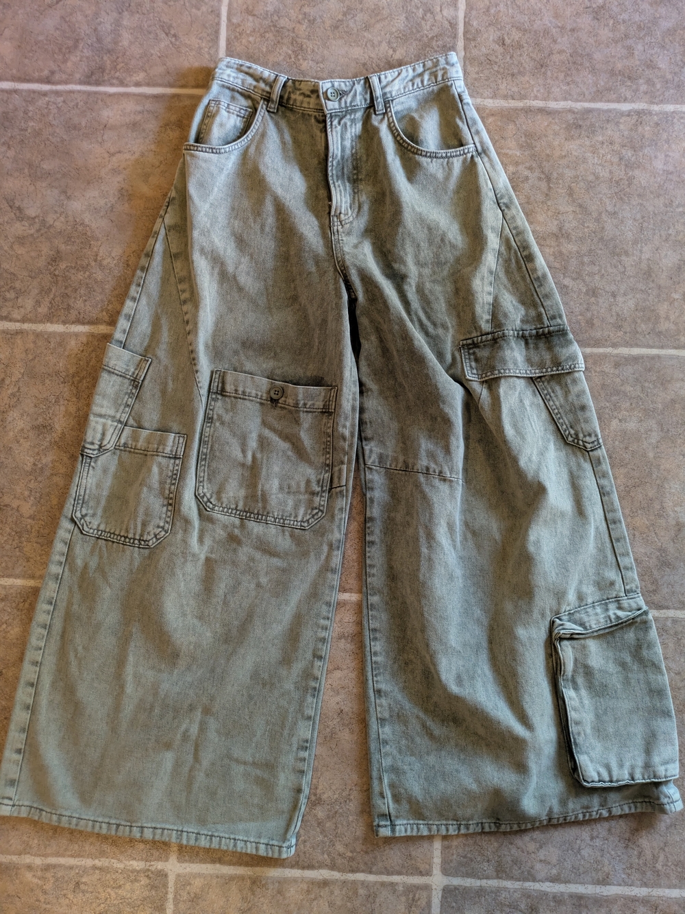Topshop Women's Wide-Leg Cargo Pants in Khaki Olive - Size US 4